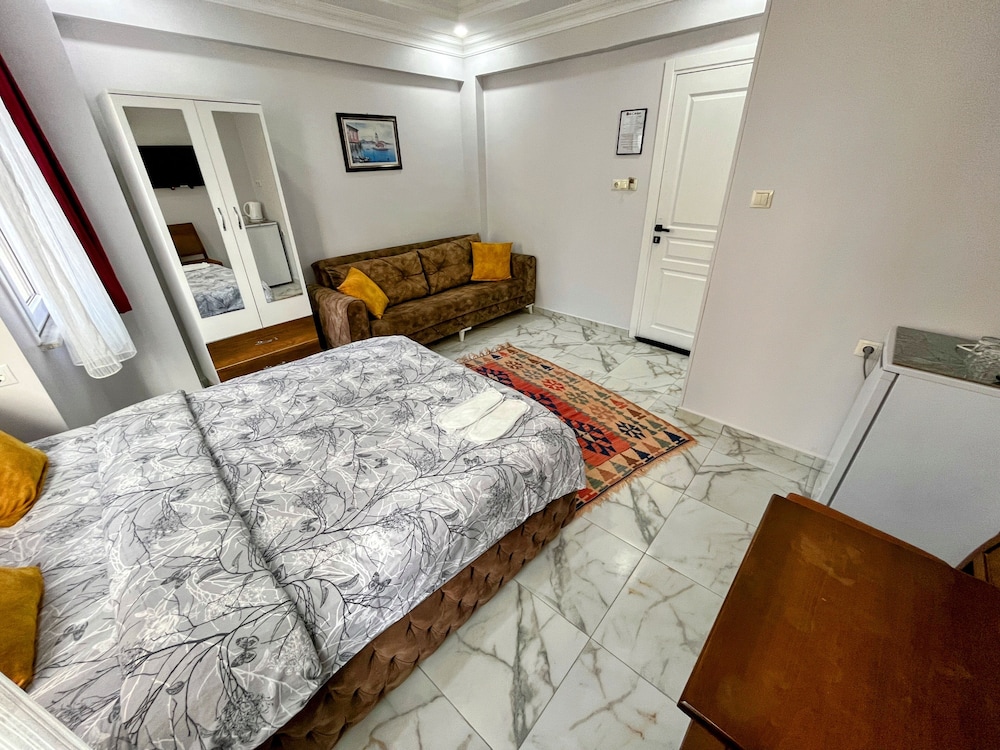 Pembe Apart Hotel 12/36
