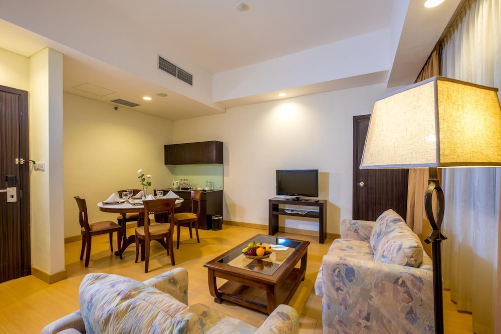Sintesa Peninsula Hotel 42/60