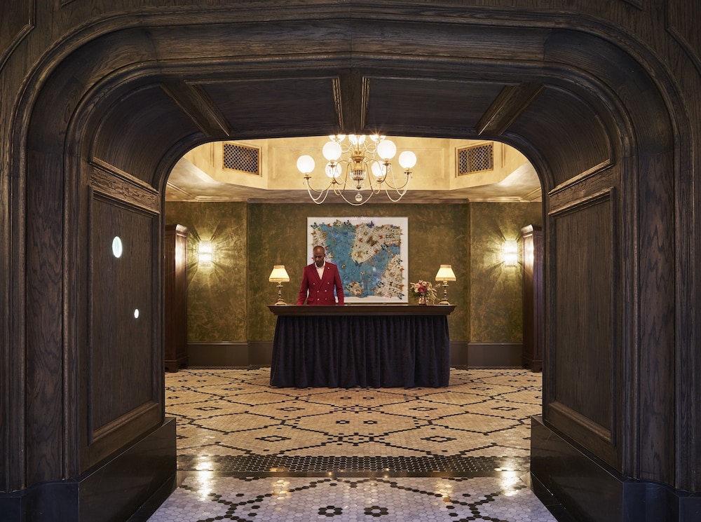 THE BEEKMAN, A THOMPSON HOTEL 11/75