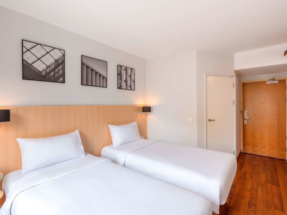 Ibis Bangkok Sathorn 7/50