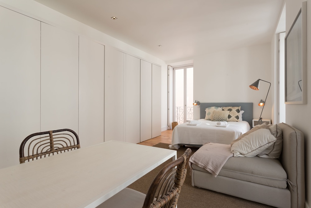 Chiado Studios By Lu Holidays 10/32