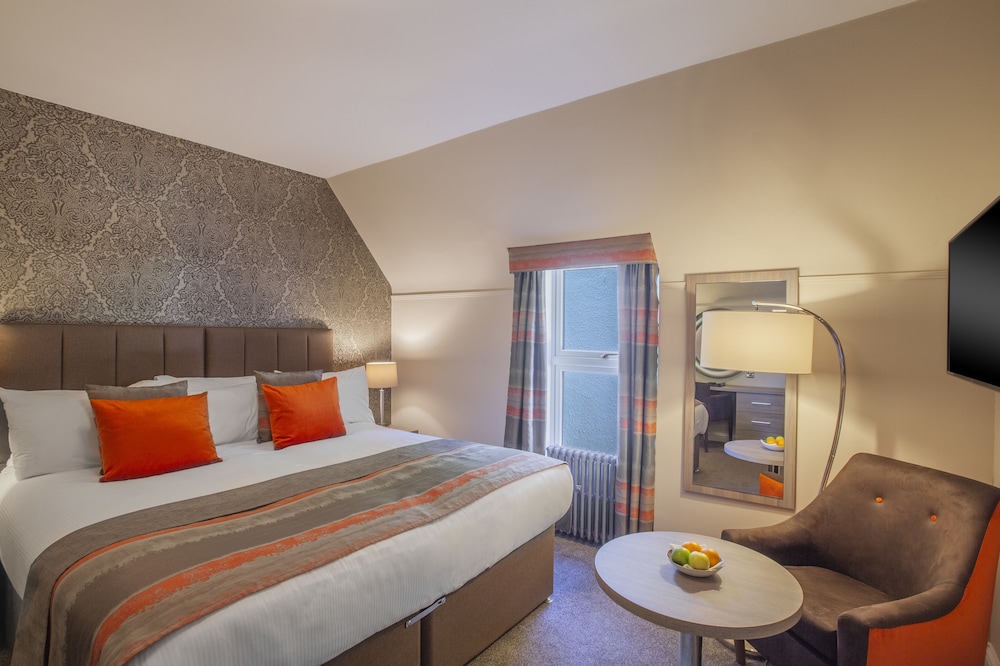 CUILLIN HILLS HOTEL 8/57