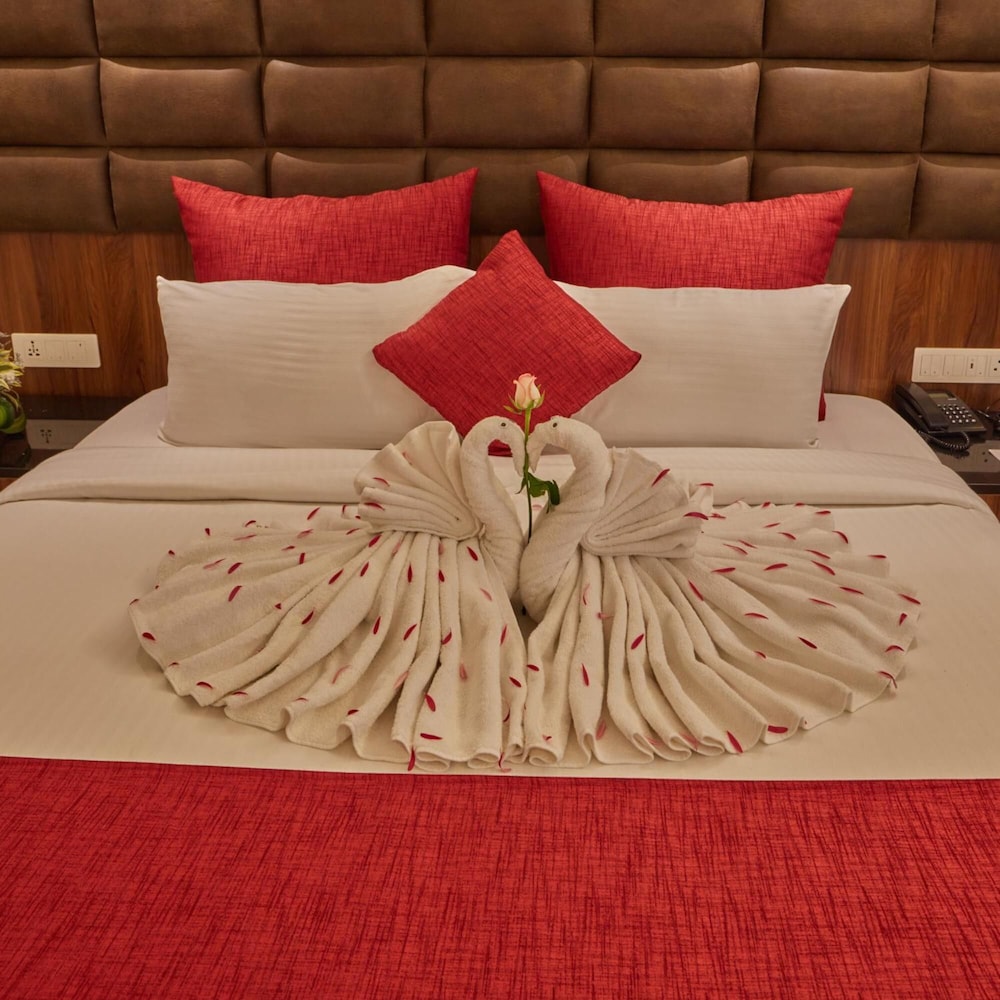 Shivas Galaxy Hotel 6/41