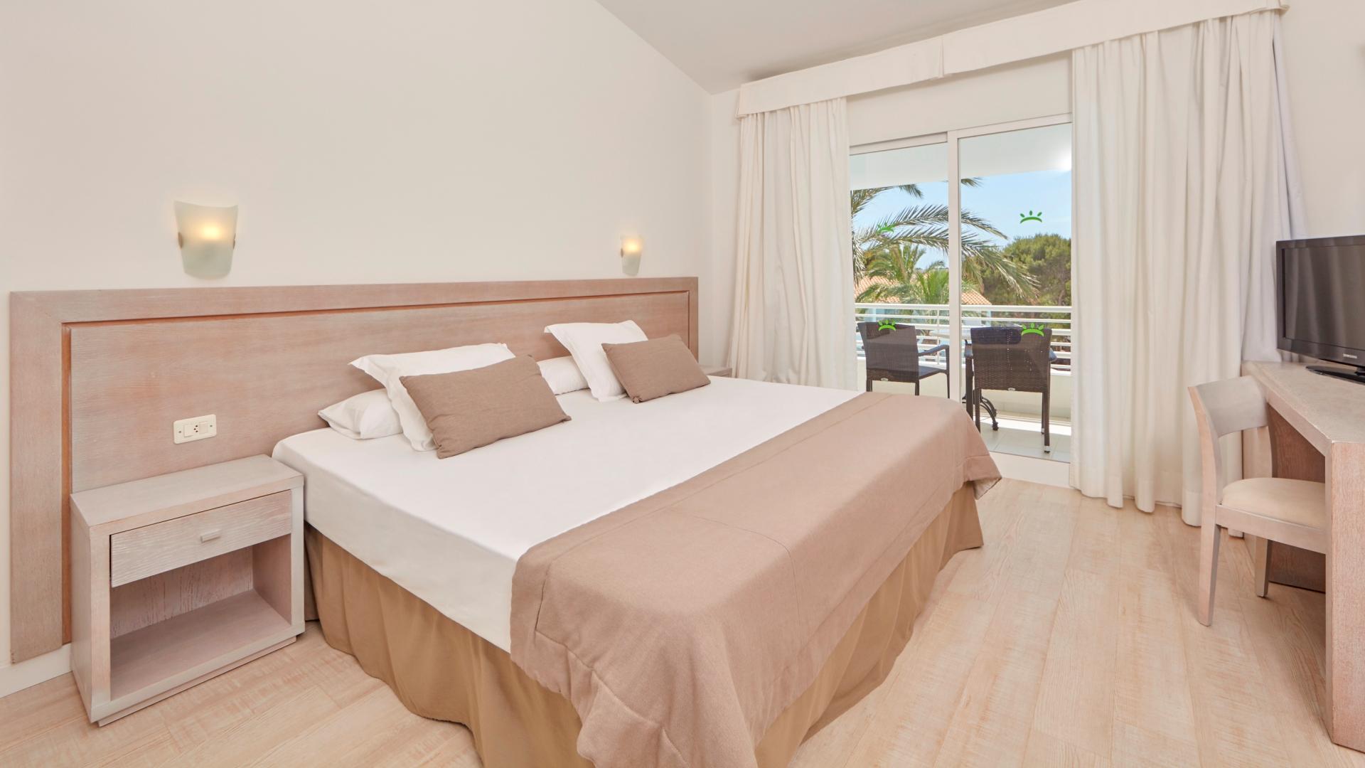 Prinsotel La Caleta Hotel And Apartments 13/50
