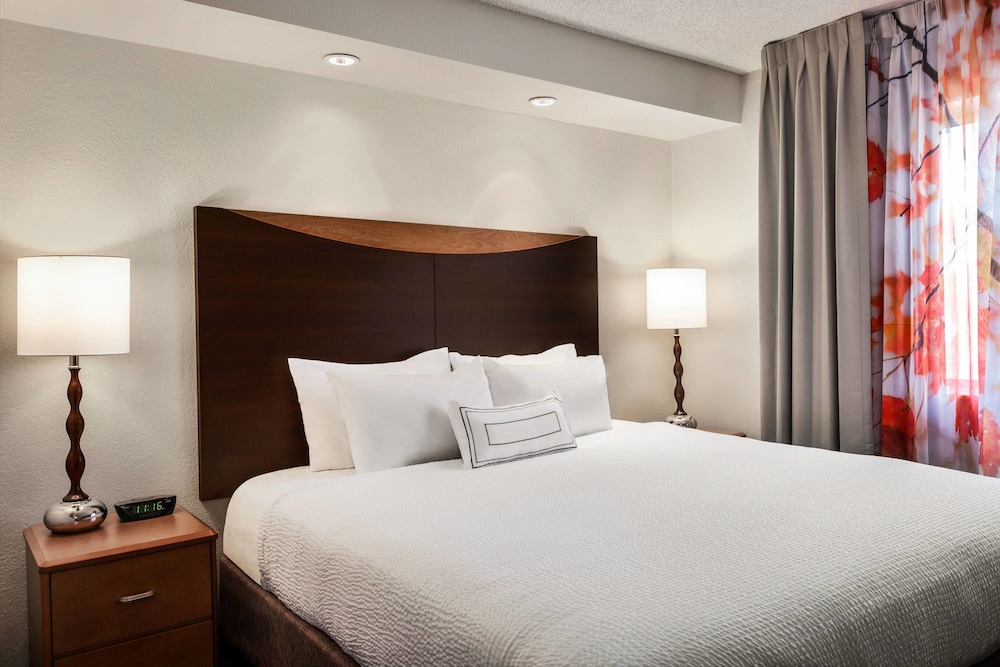 Fairfield Inn & Suites Stillwater 11/32