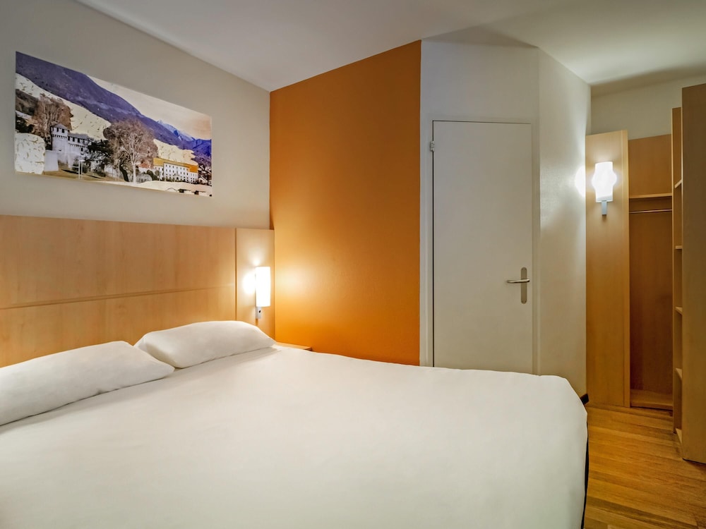 IBIS LOCARNO 24/78