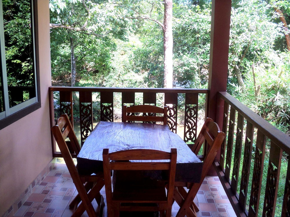 Khao Sok Island Resort And Spa 40/49