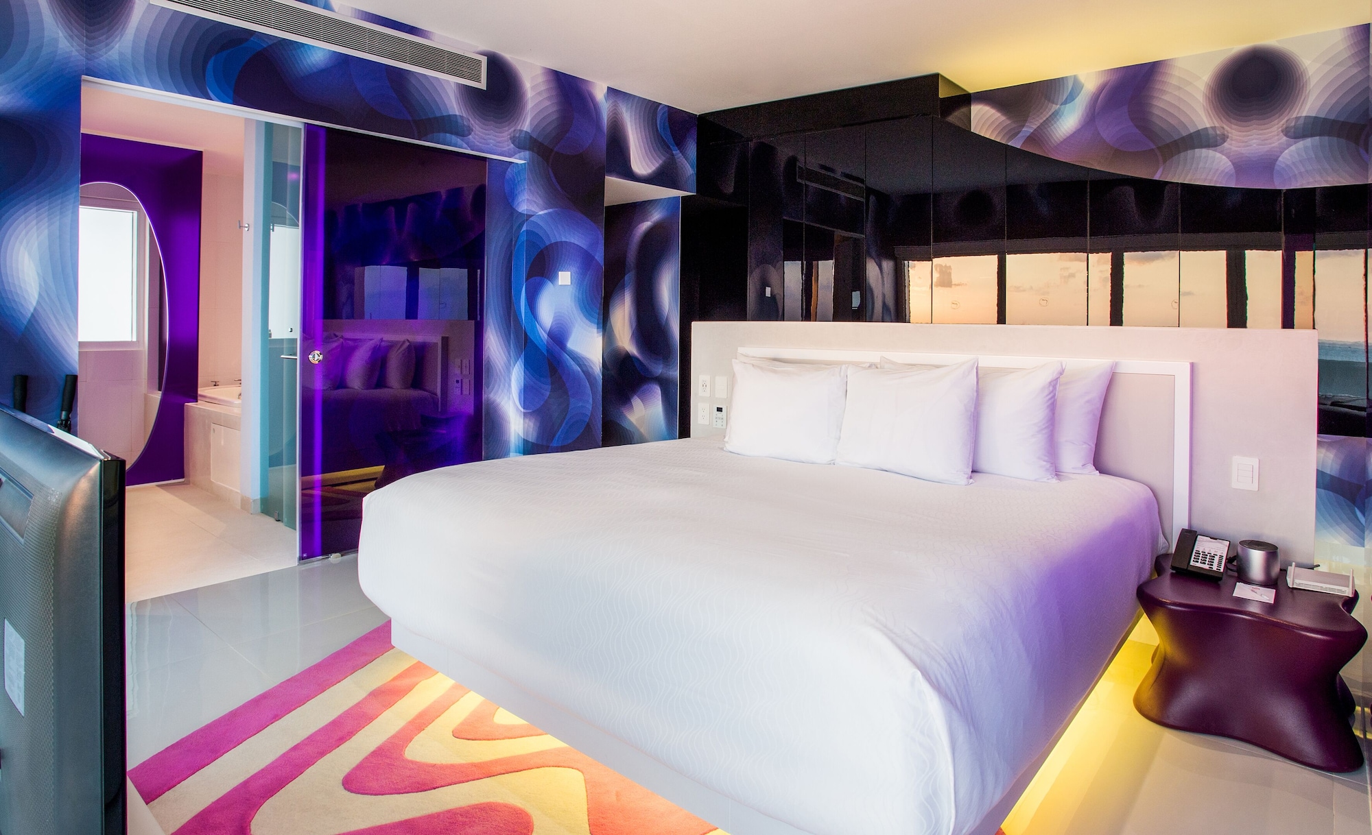 Master, Temptation, Suite, King Bed, Ocean Front