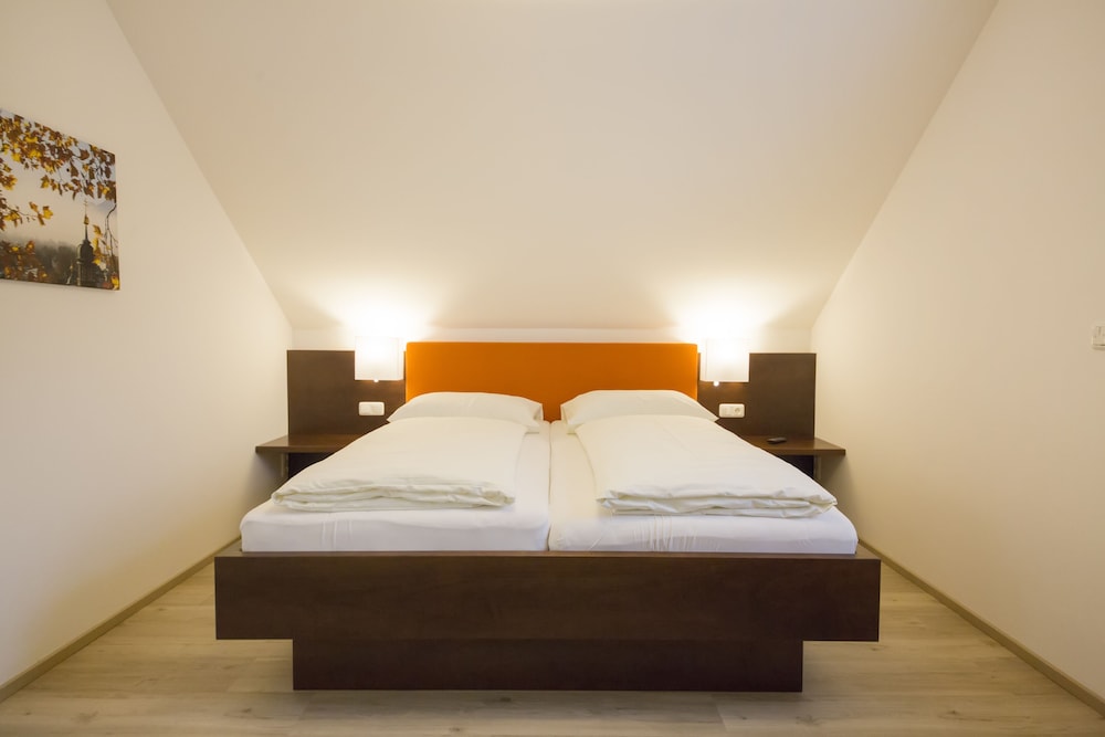 Das Grune Hotel Zur Post - 100 Bio 34/74