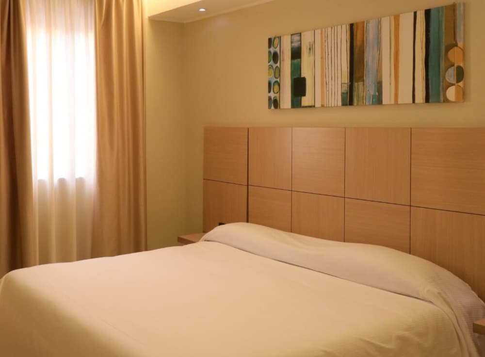 Ancora Hotel 27/72