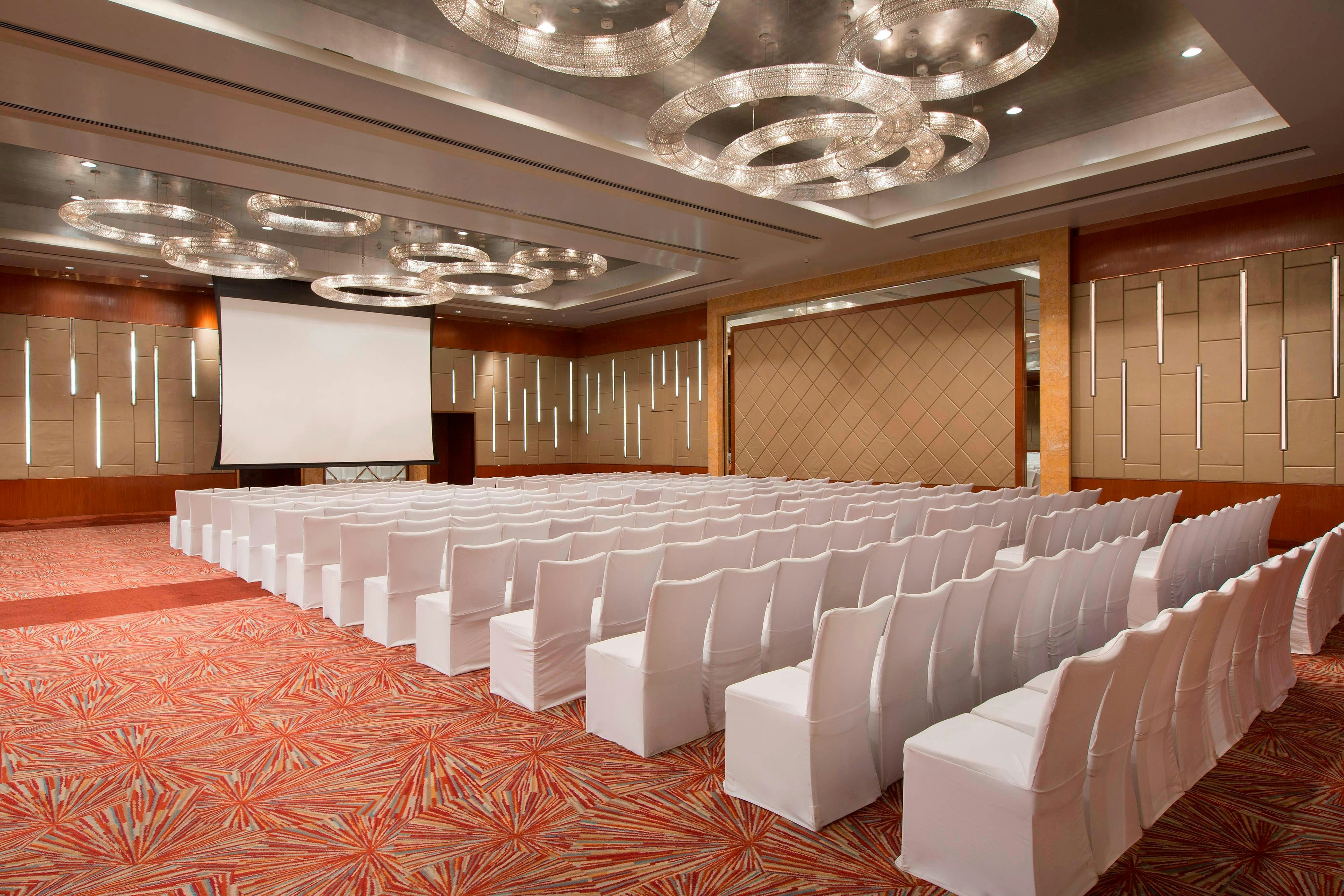 Sheraton Grand Bangalore Hotel At Brigade Gateway 58/67