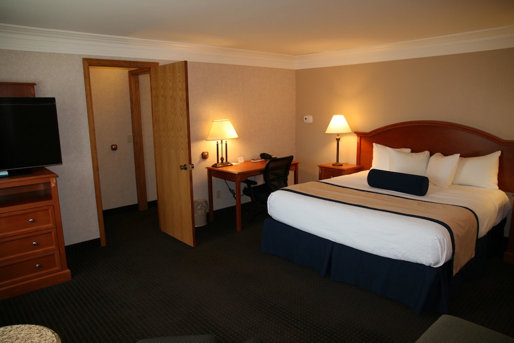 Best Western Plus Silver Saddle Inn 12/43