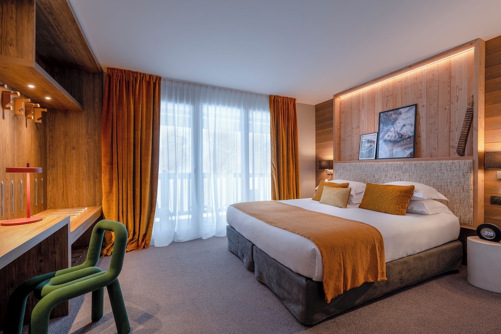 Superior, King Bed