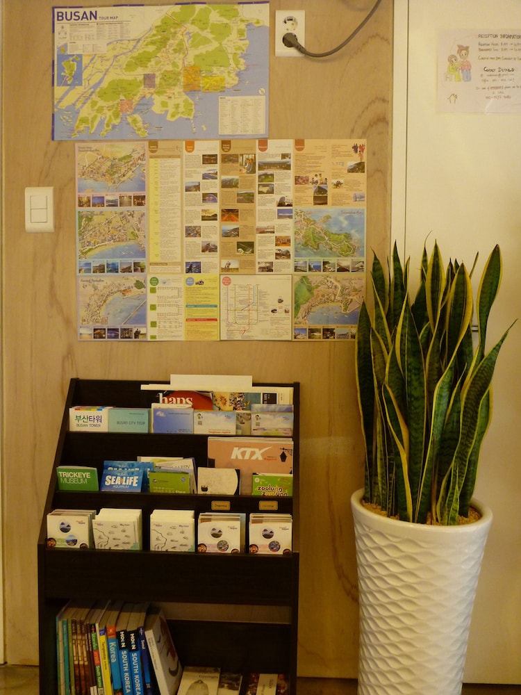 Inside Busan Hostel 28/50