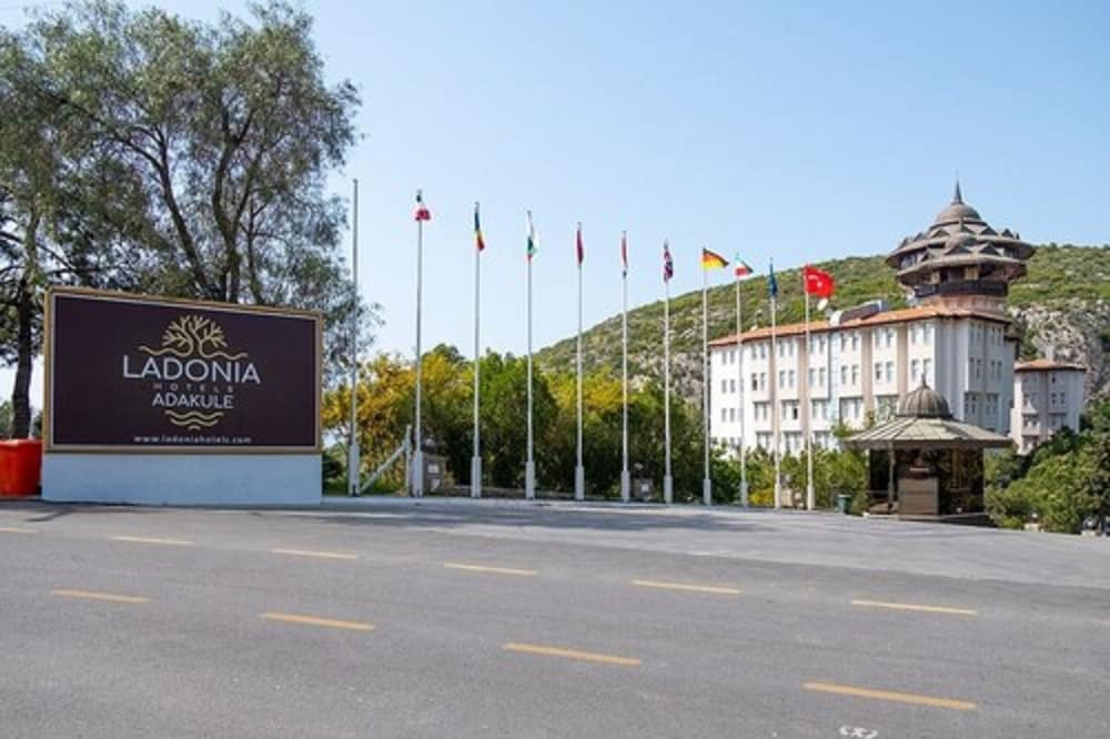 Ladonia Hotels Adakule 37/50