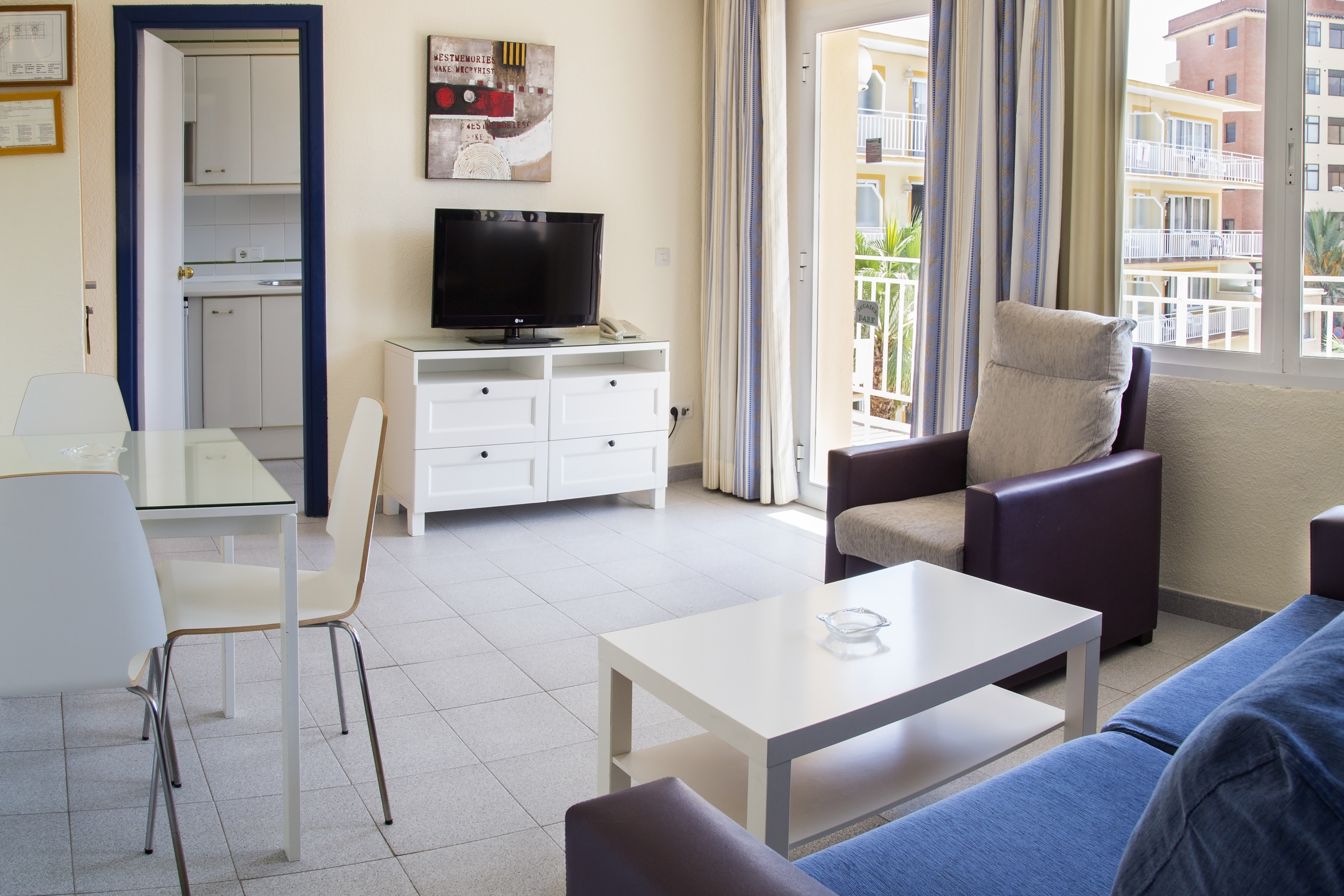 Ecuador Park Apartments 30/50