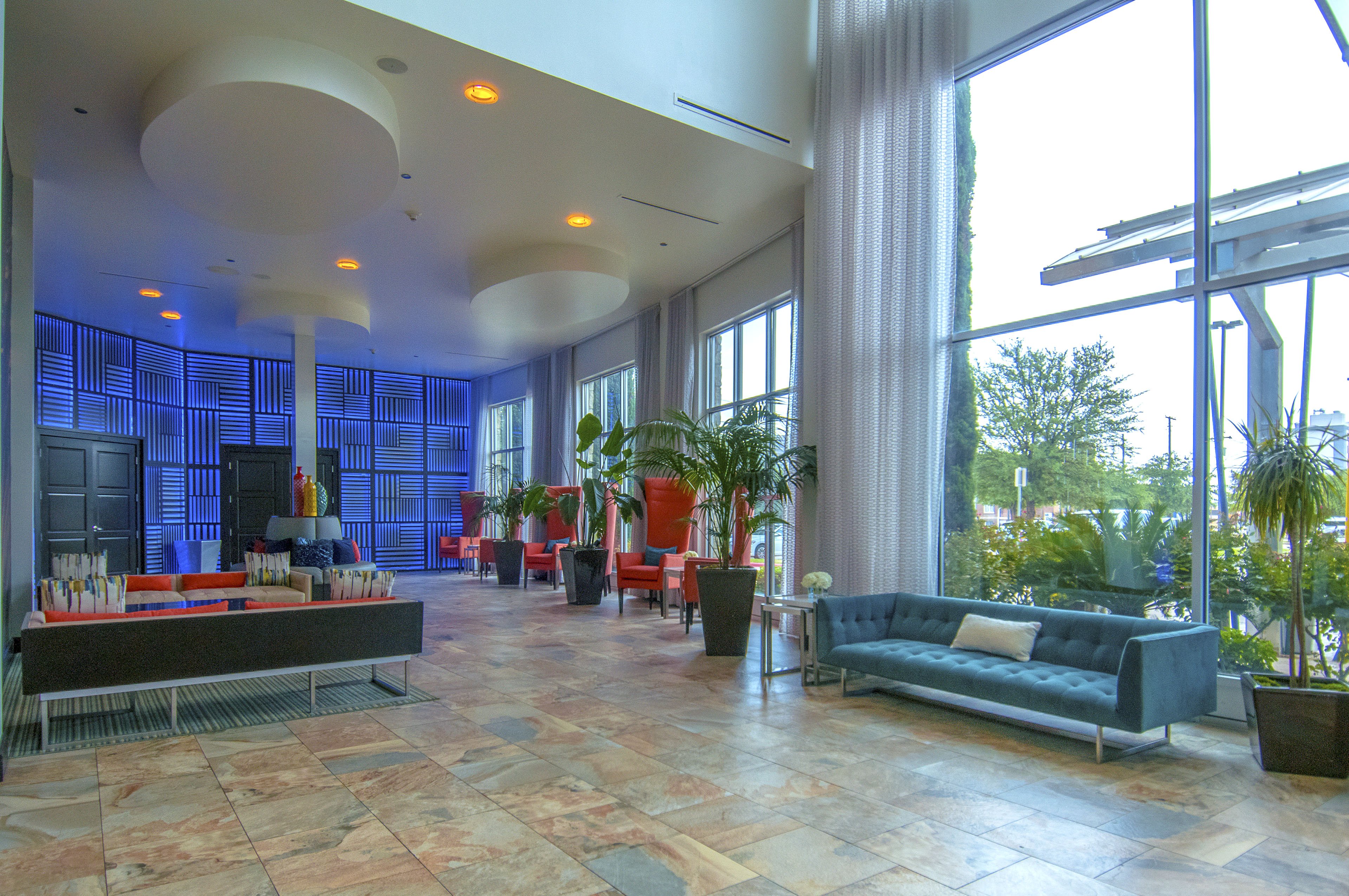 Hotel Indigo Waco Baylor 48/76