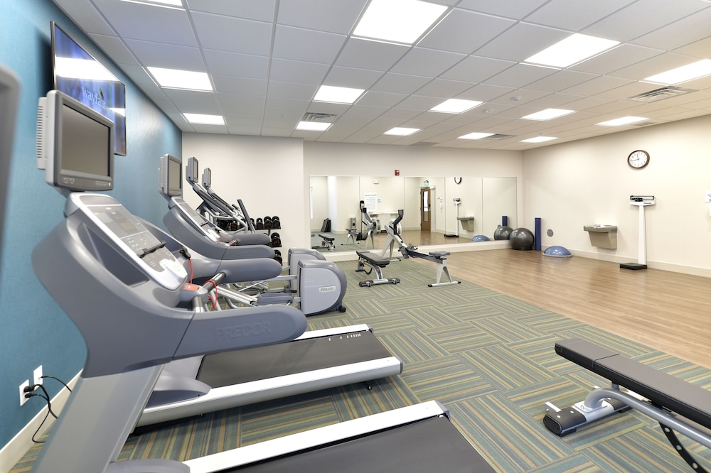 Holiday Inn Express Suites Millersburg 35/52