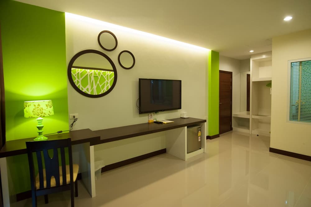 The Cozy Nest Boutique Rooms 30/50