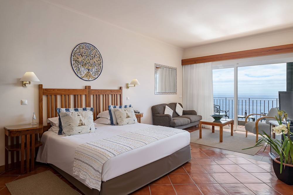 Premium, Suite, Double Bed, Sea View, Balcony