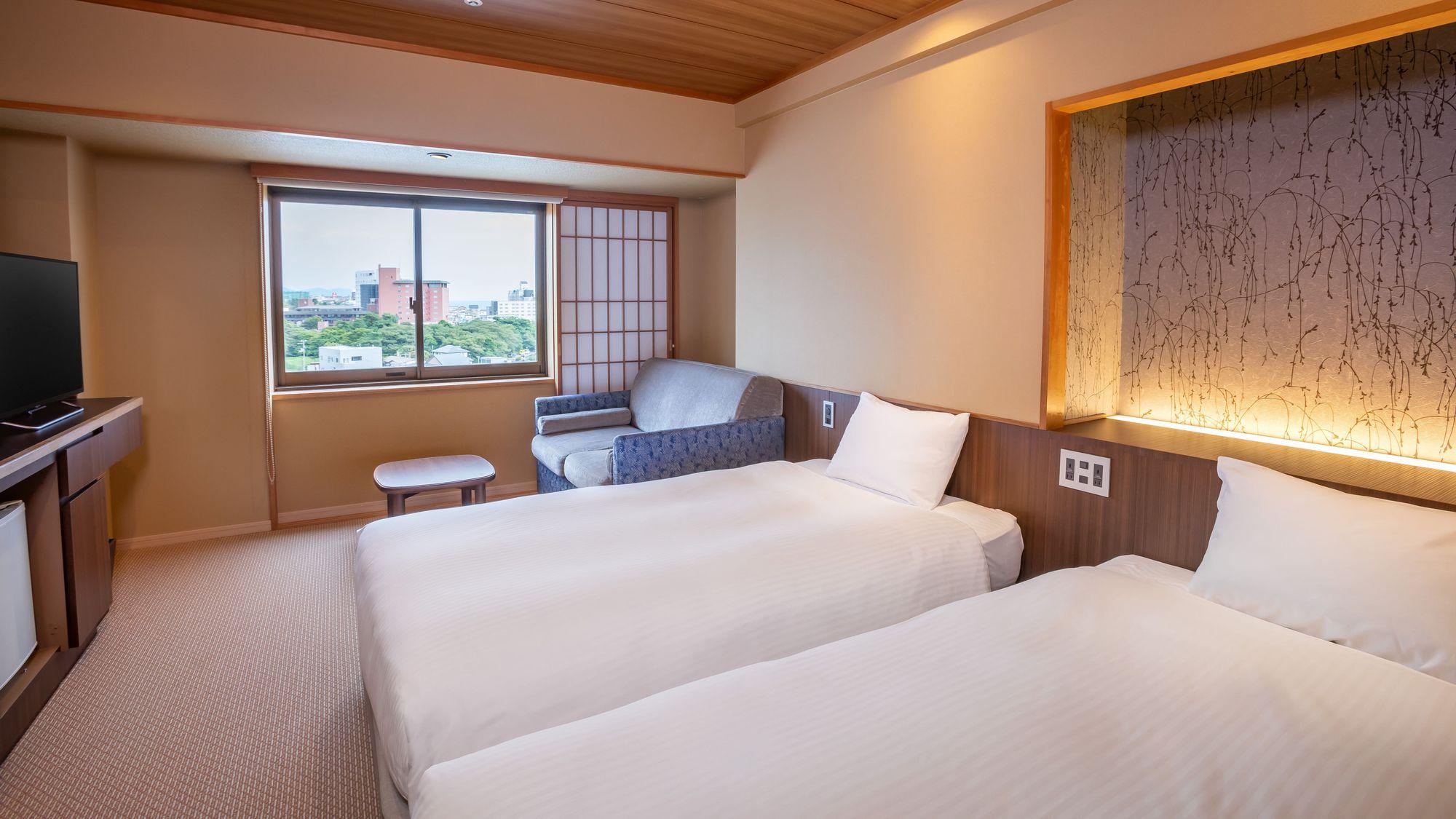 Space, Twin Beds, City View, Sofa