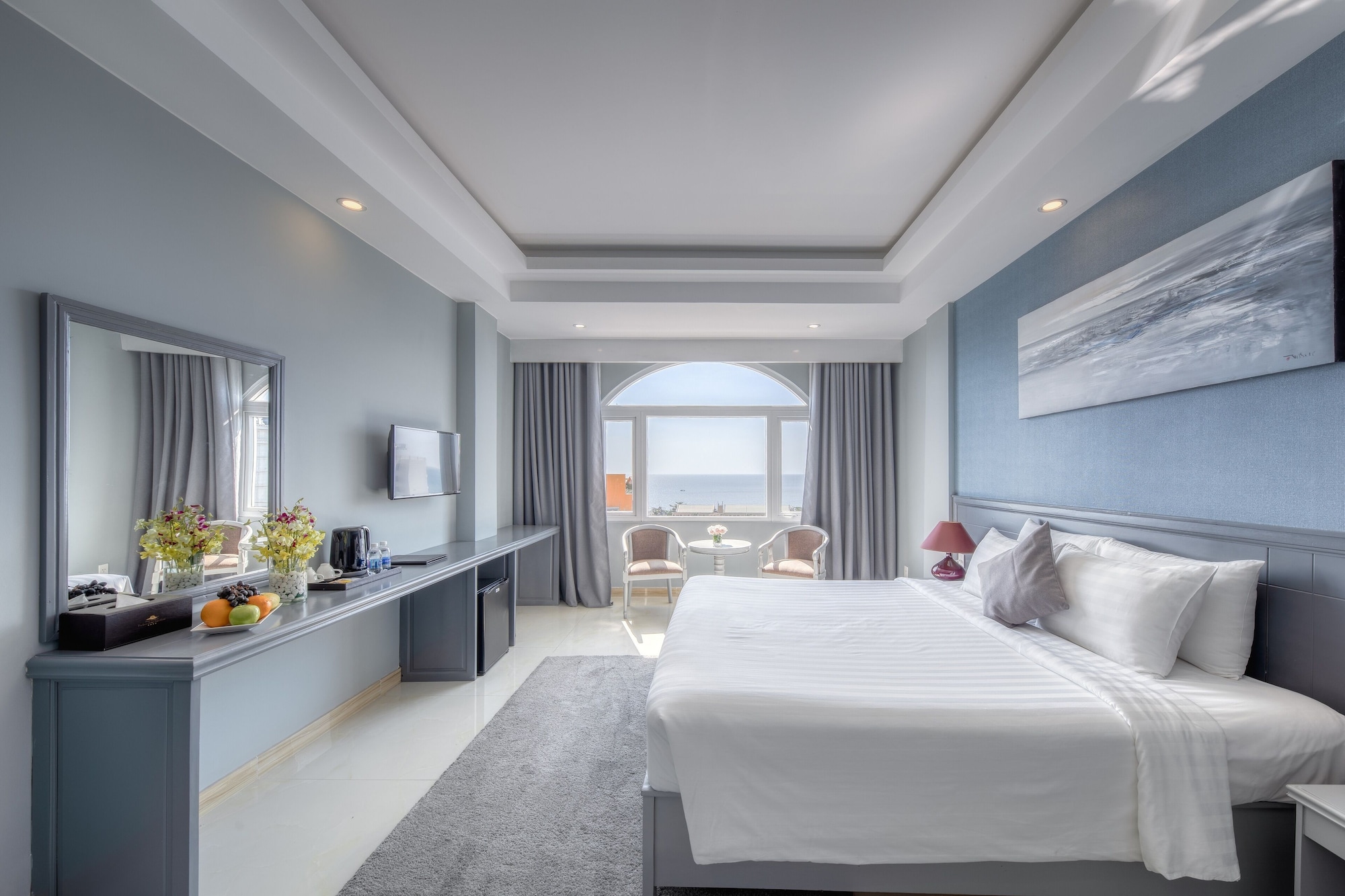 DELUXE, DOUBLE BED, CITY VIEW