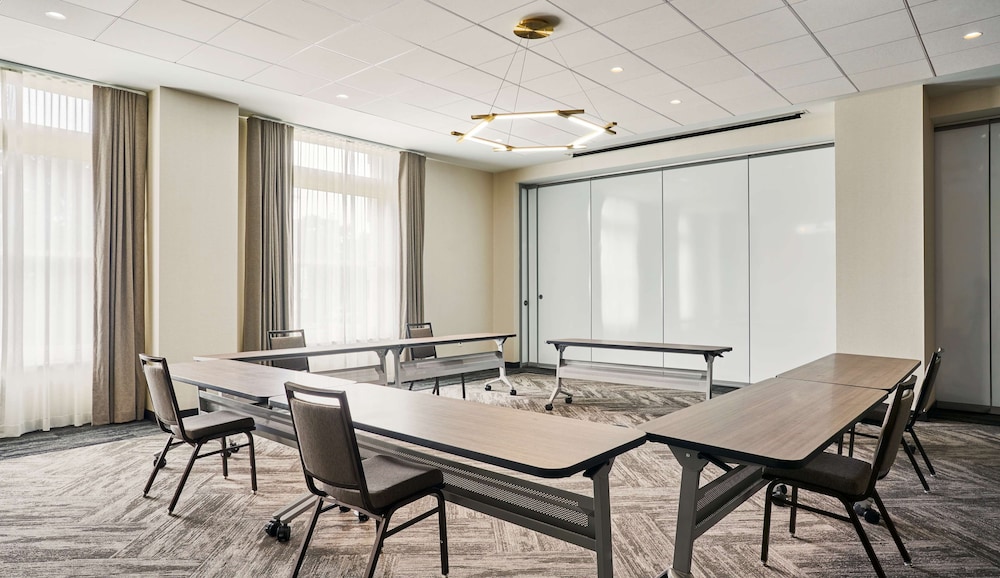 Hyatt House Chicago Medical University district 30/37