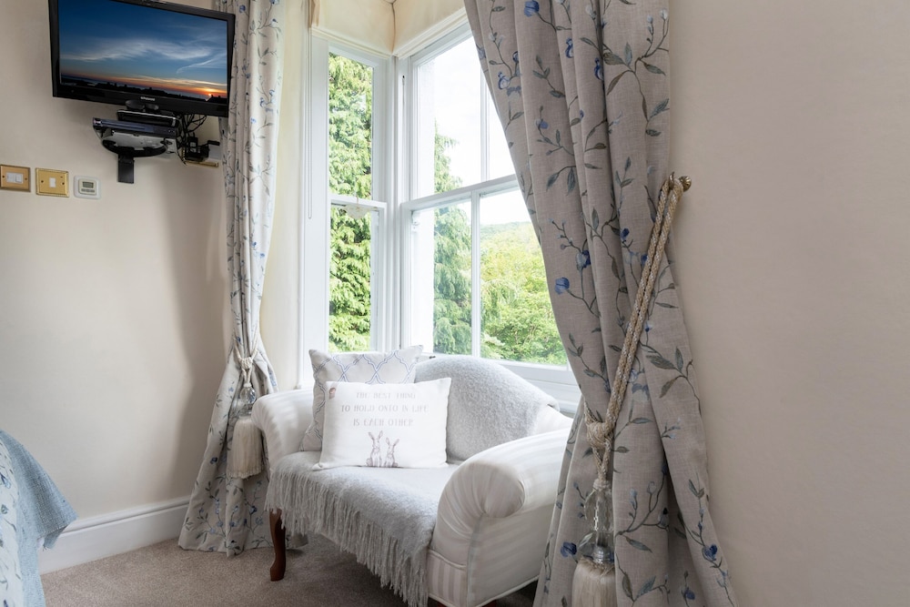 Afon Rhaiadr Country House 17/50