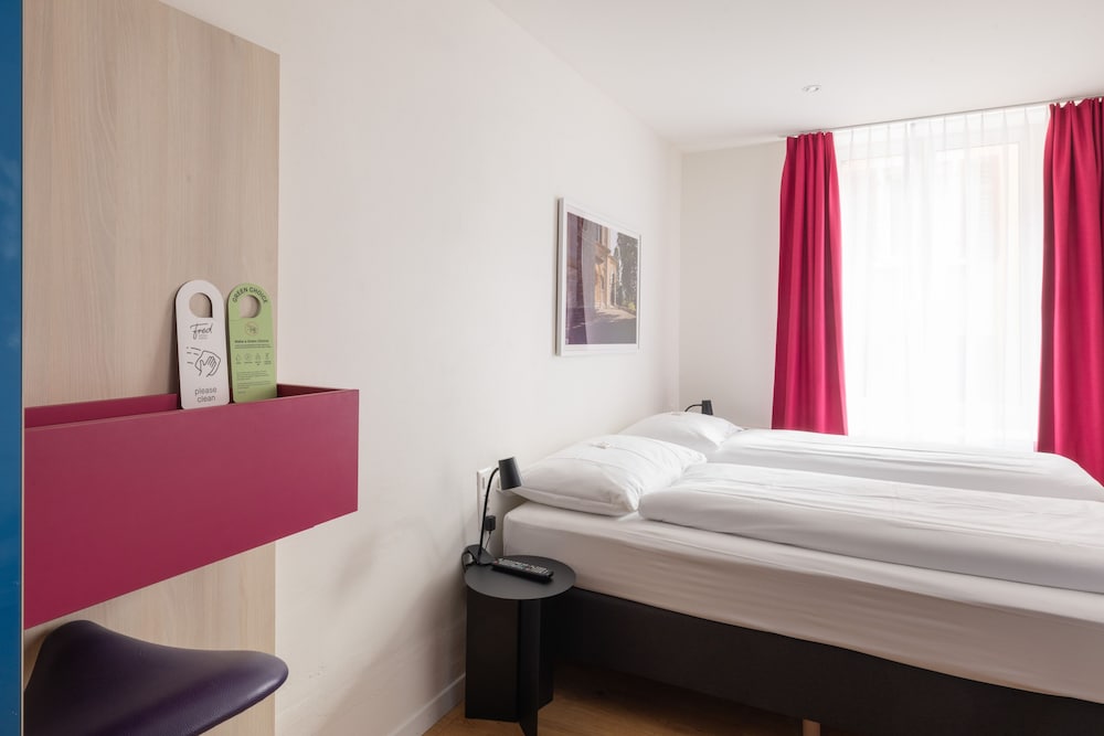 Fred Guest House Zurich Hauptbahnhof 9/50