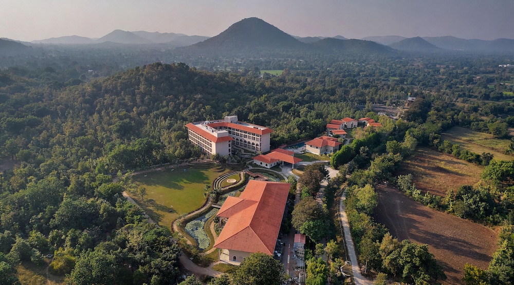 Bhanu The Fern Forest Resort & Spa Jambughoda 54/63