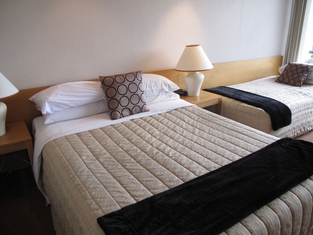 Auto Lodge Motor Inn 15/58