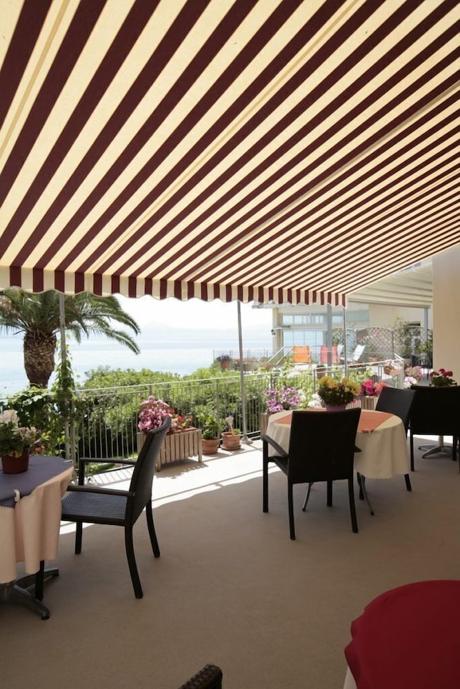 Hotel Theoxenia 48/55