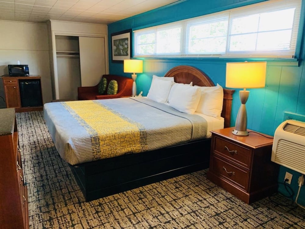 Campbell Apos S Motel 16/67