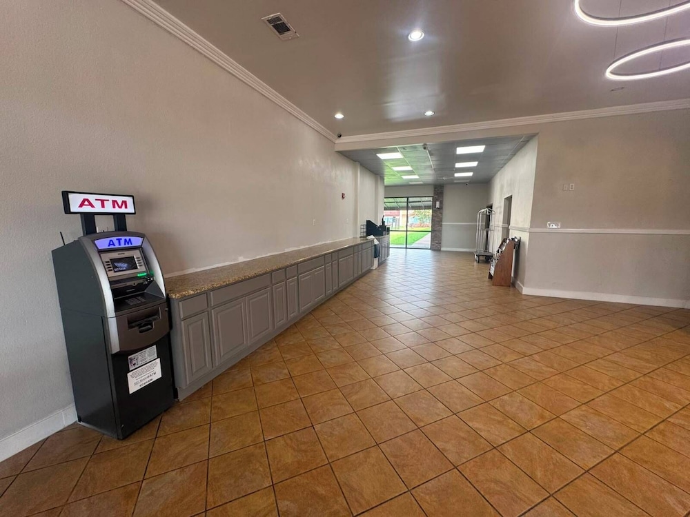 Express Inn Suites 7/58