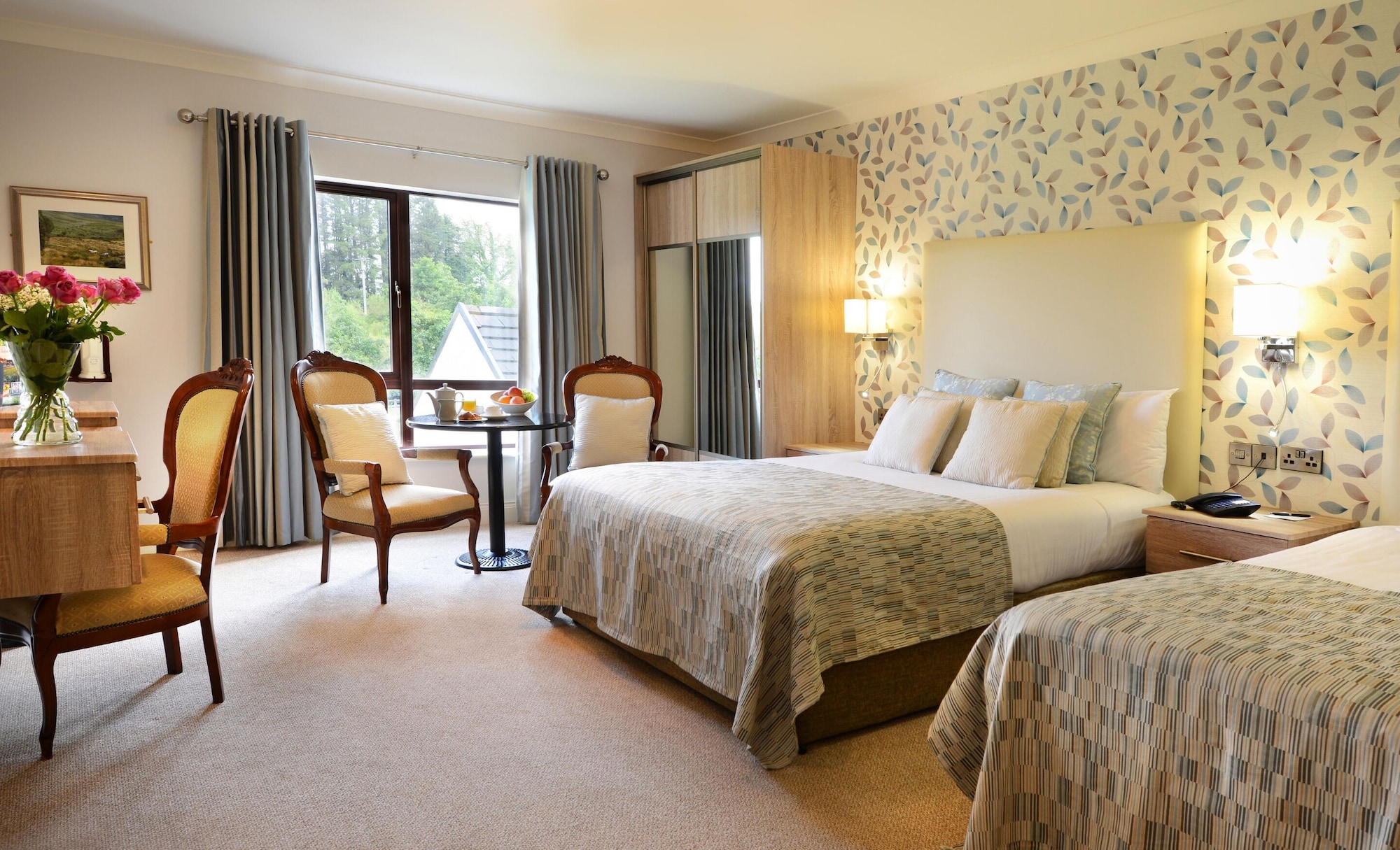 غرفة عائلية بسرير مزدوج مع أريكة، MILL PARK HOTEL 3/4