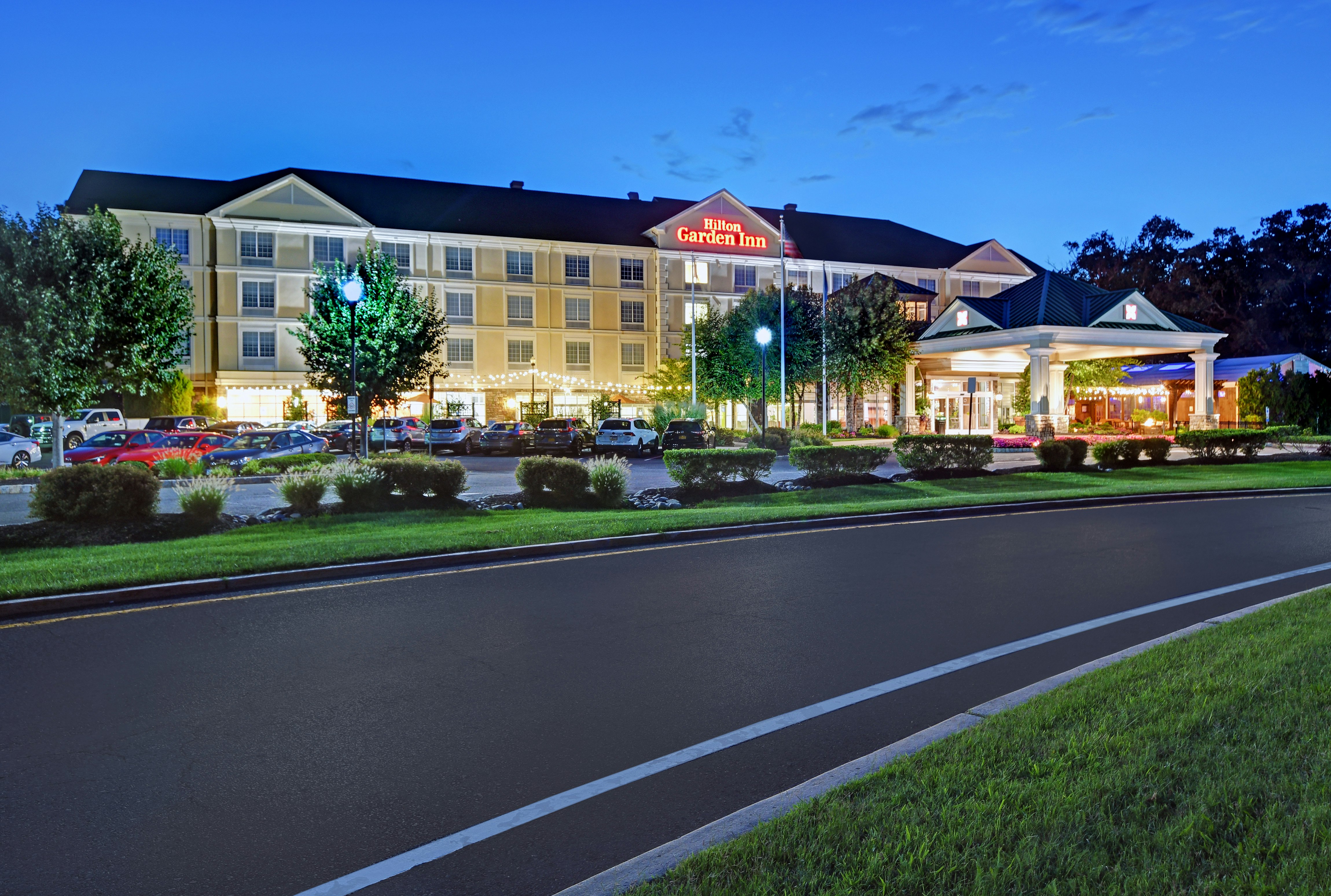 Hilton Garden Inn Hamilton 1/47
