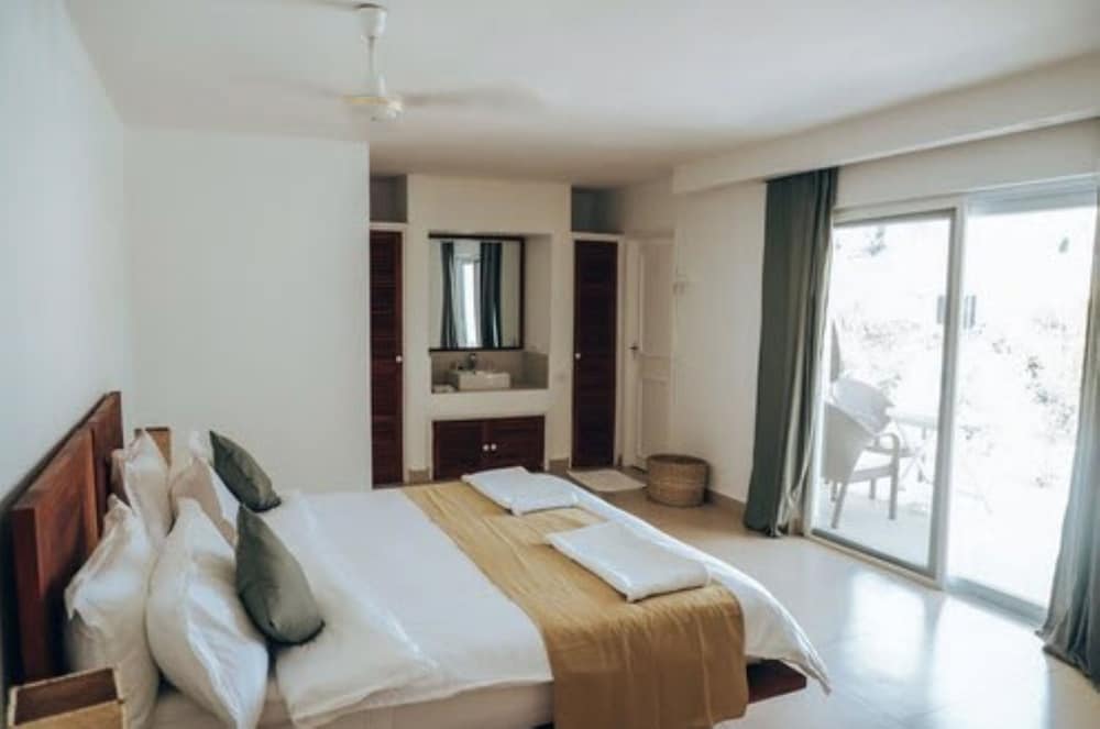 Dhow Inn Boutique Hotel 9/50