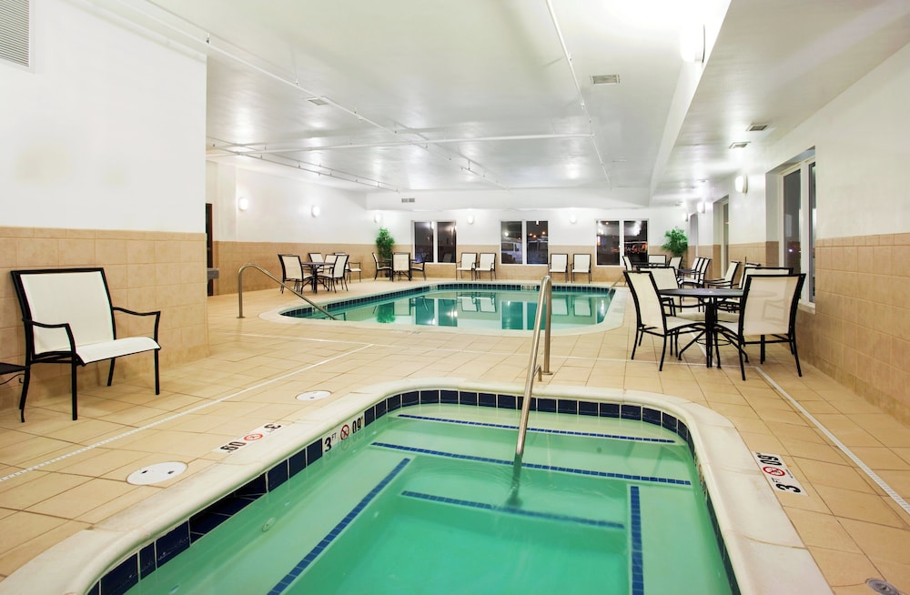 Holiday Inn Express Hotel And Suites Mattoon 31/48