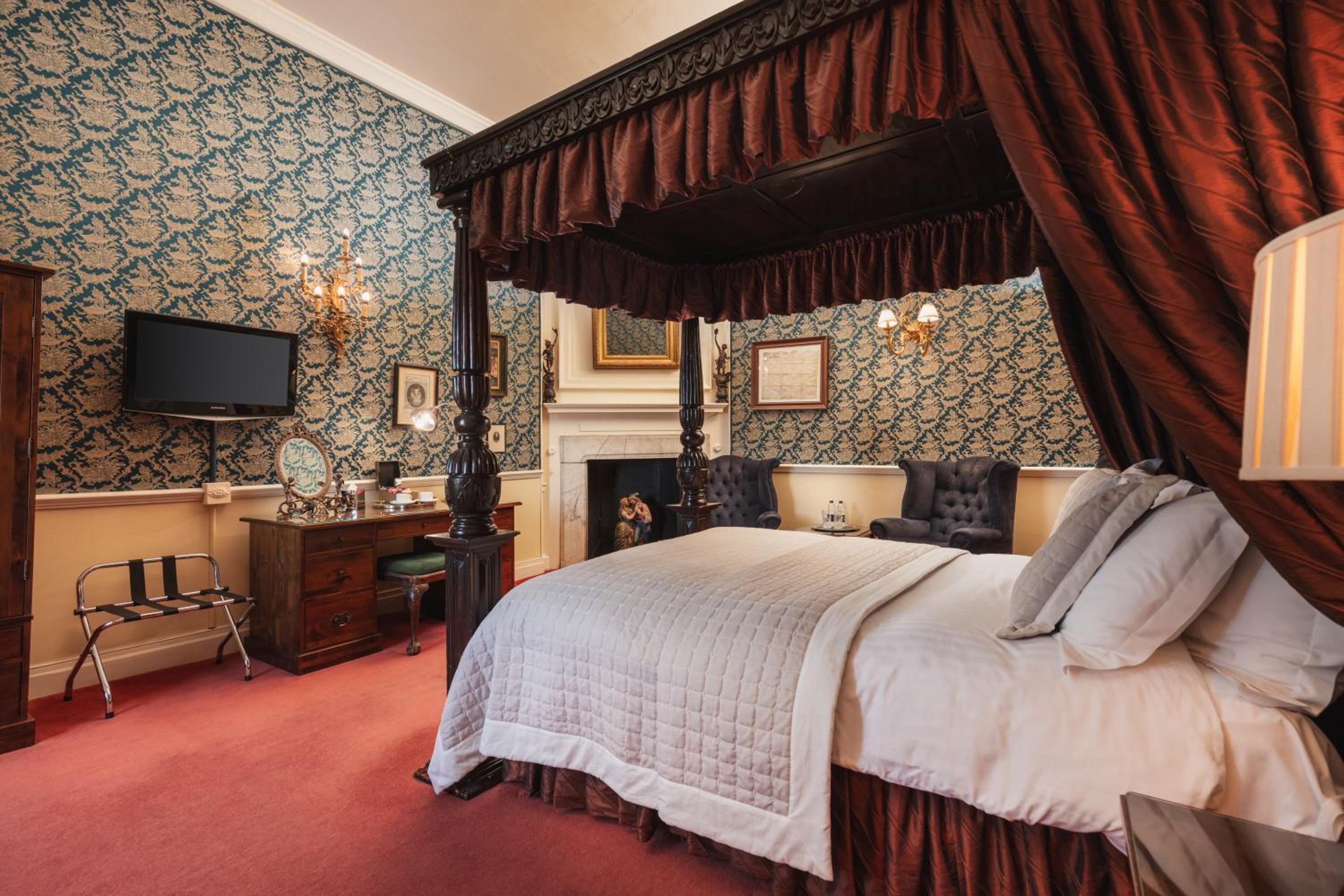 Castle State Room