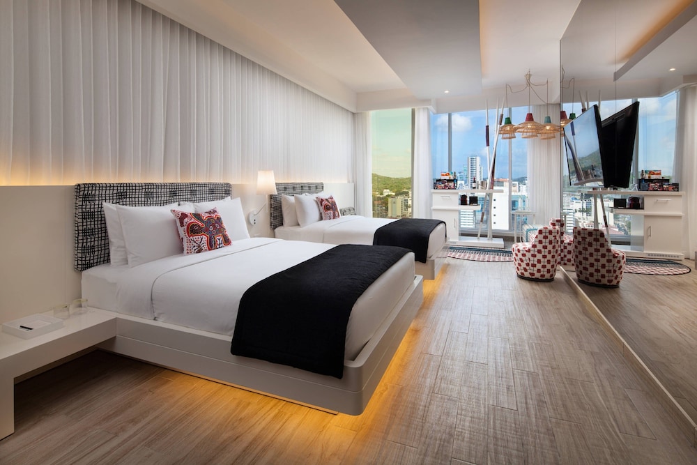 Guest Room, Standard, 2 Queen Beds, Partial City View