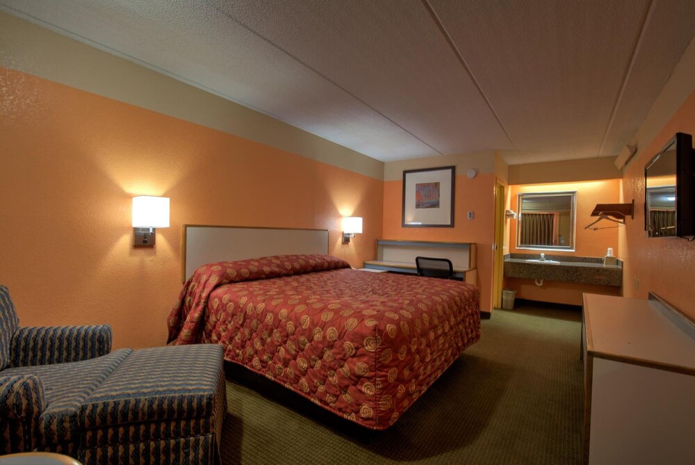 Americas Best Value Inn 14/27