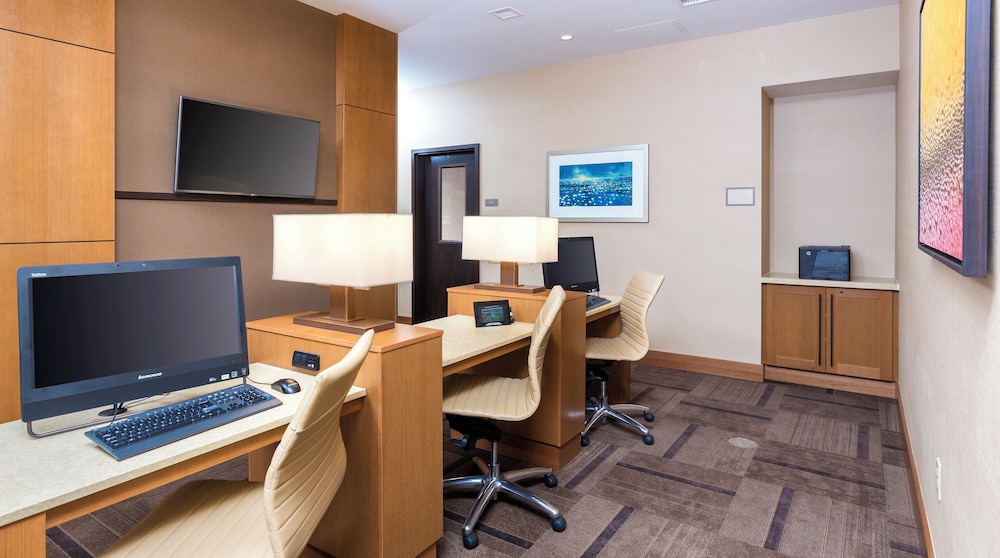 Hyatt Place Canton 52/62