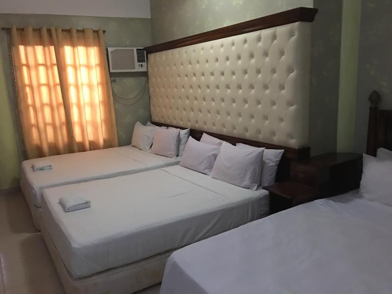 Amigos Beach Resort Boracay 4/32