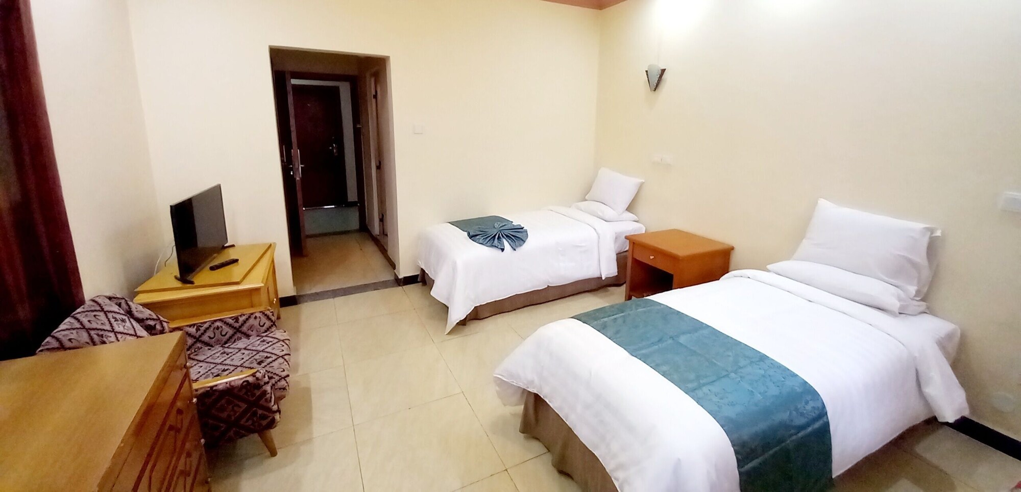 TYPE A, TWIN BEDS