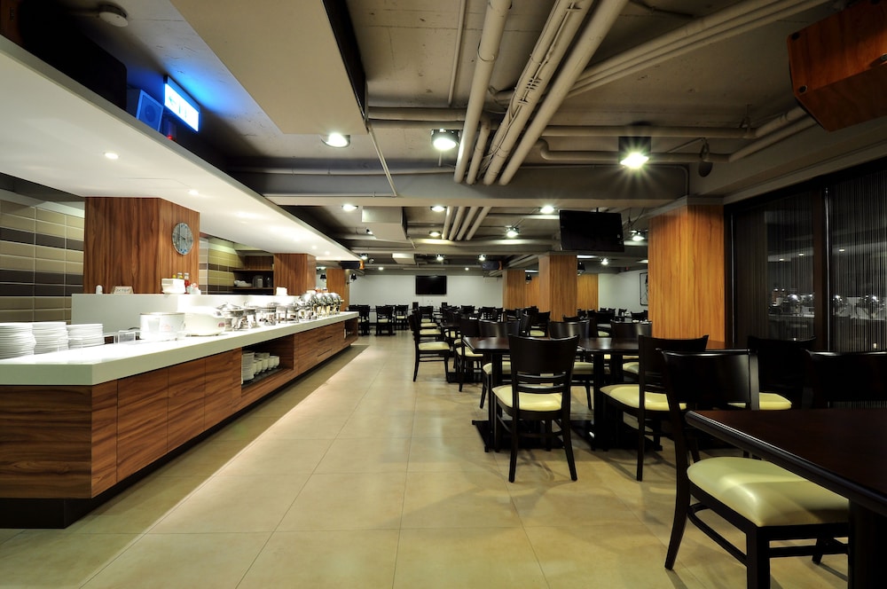 Delight Hotel 63/72