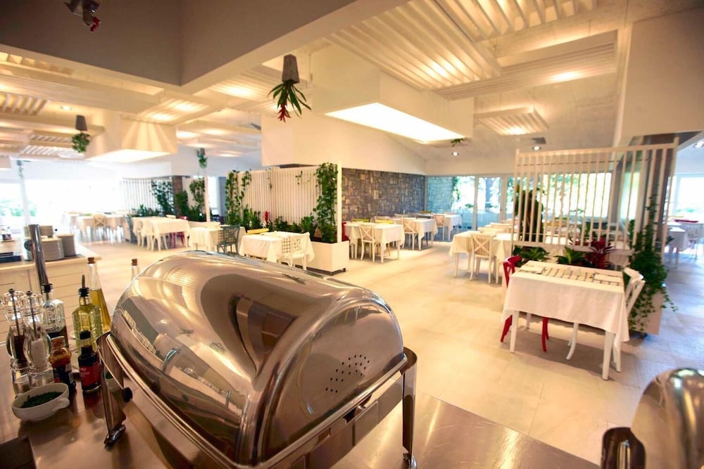 Hotel Castellastva 9/36