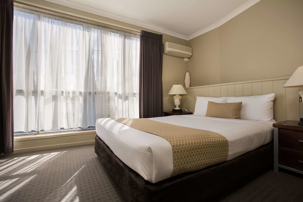 Comfort Inn On Raglan 11/39