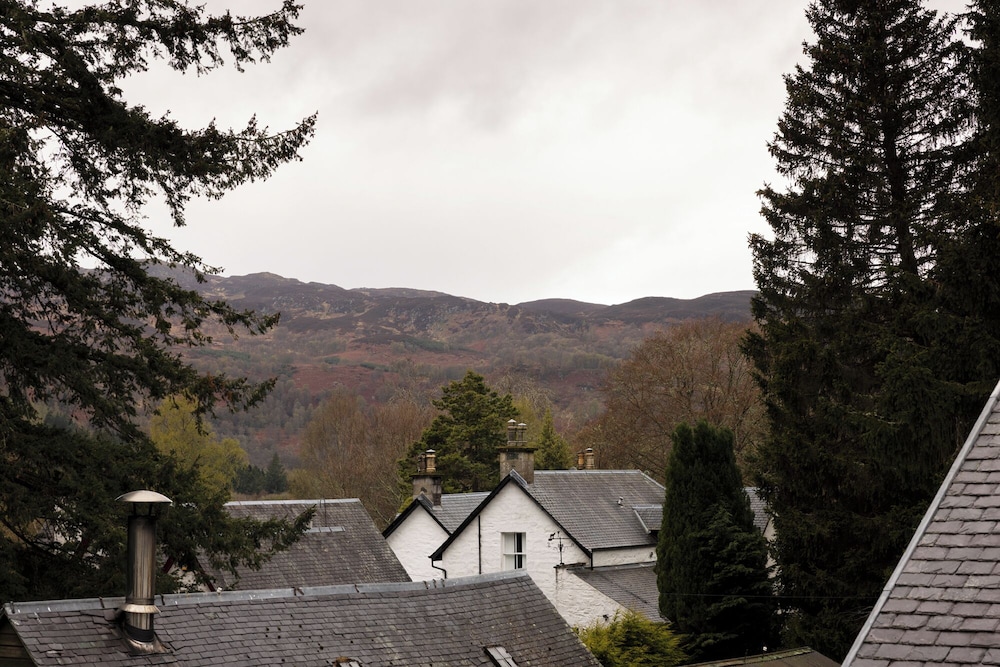 Pine Trees Hotel Pitlochry 36/65