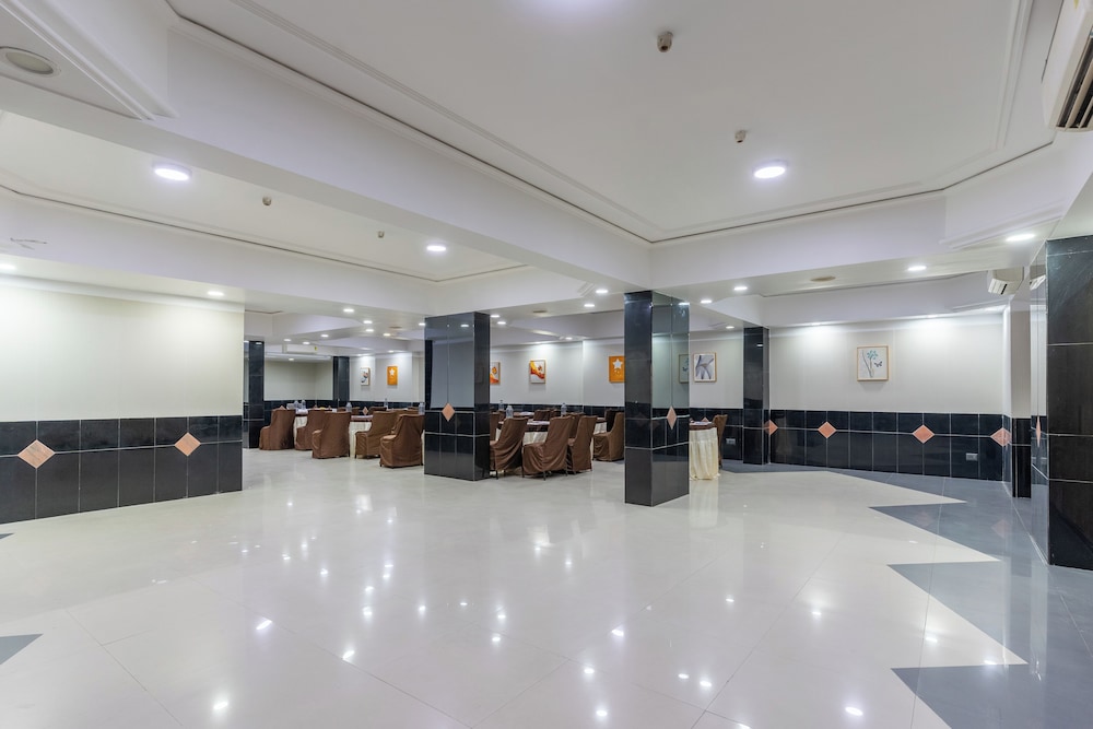Hotel Summit 32/50