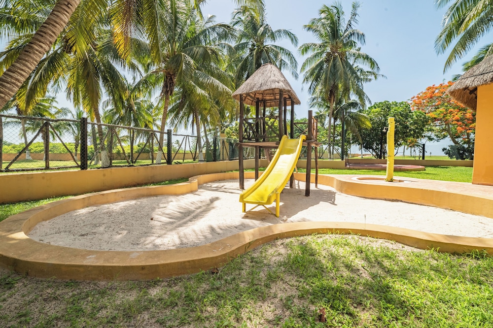 Reef Yucatan All Inclusive Hotel and Convention Center 35/50